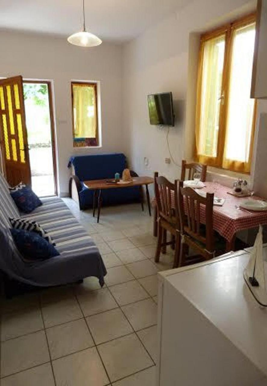 Holiday Home Villa Jadran - 10 M From Beach Preko Exterior photo